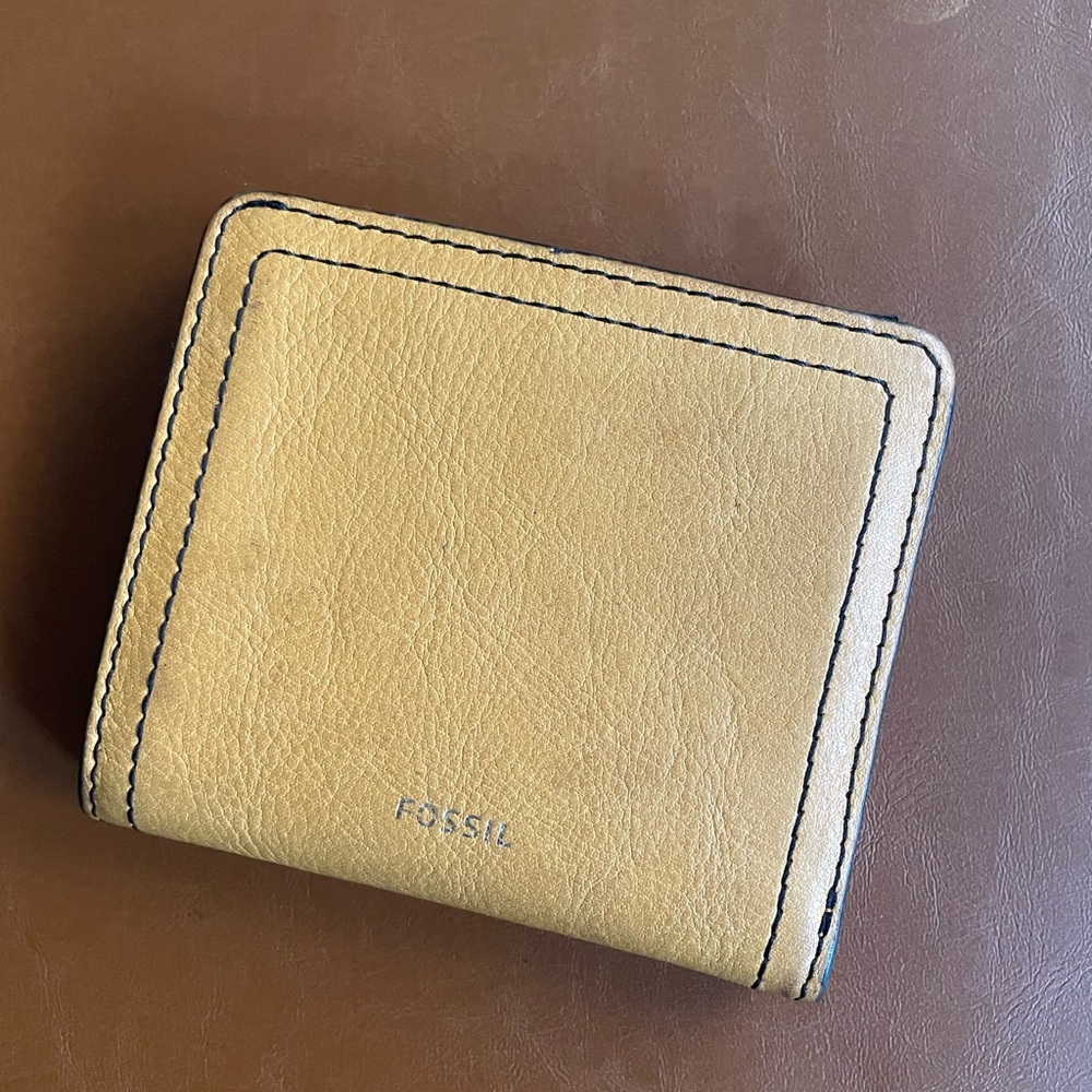 Fossil Bifold Wallet, Yellow